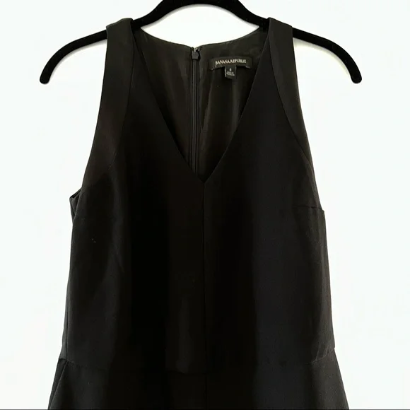 Banana republic jumpsuit - Picture 2 of 8